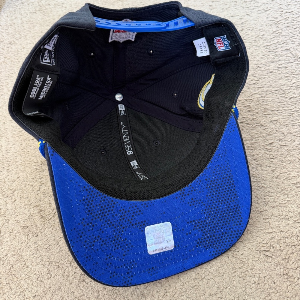 Los Angeles Rams hat - Picture 5 of 6
